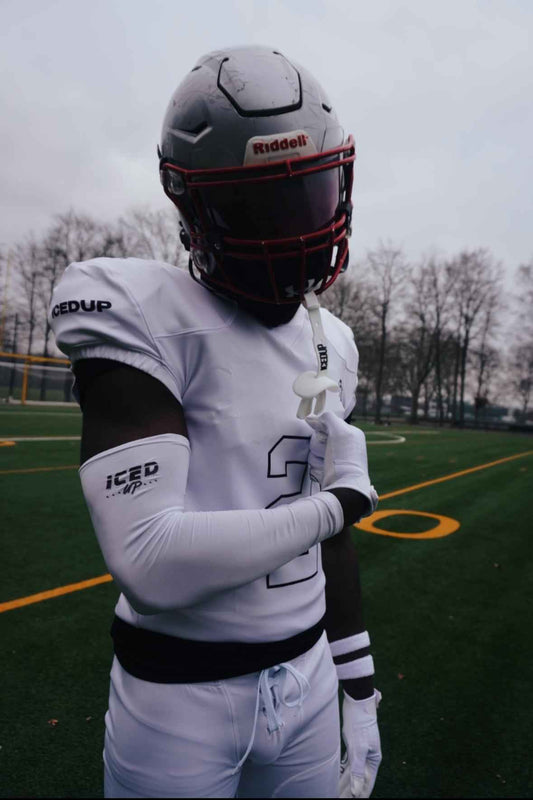 IU® Arm Sleeves | White